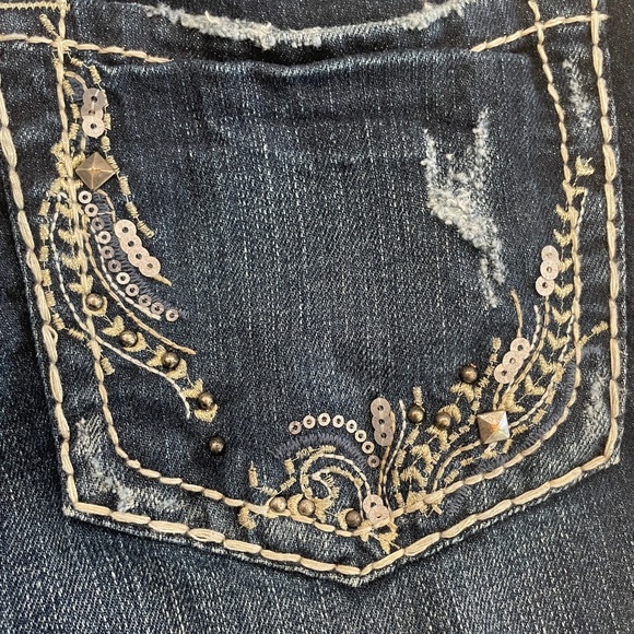 Silver Suki Jeans Excellent condition. Only worn a few times. - Picture 3 of 5